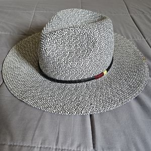 Abercrombie & Fitch A&F Medium Brim Black & White Woven Panama Hat